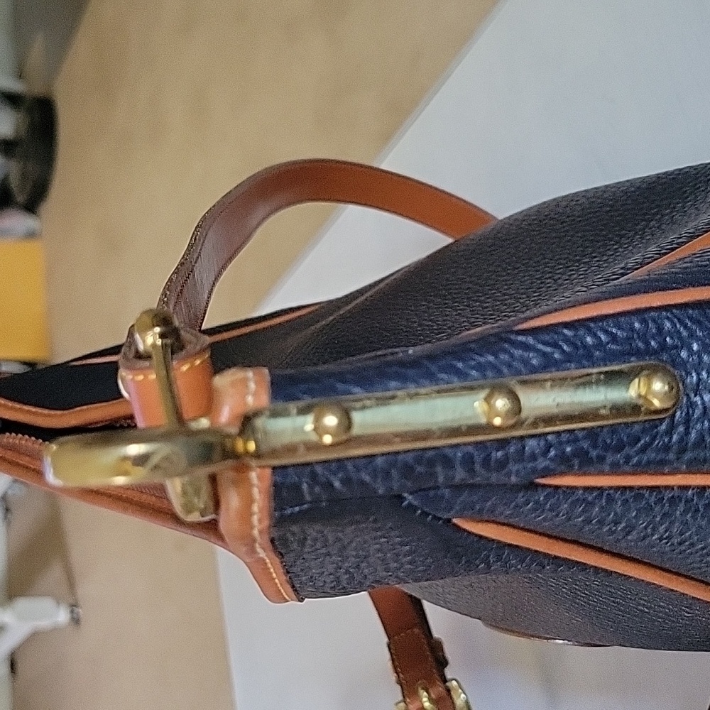 Dooney & Bourke Black and Brown Shoulder Bag Crescent Hobo Real Leather Vintage - Picture 7 of 15